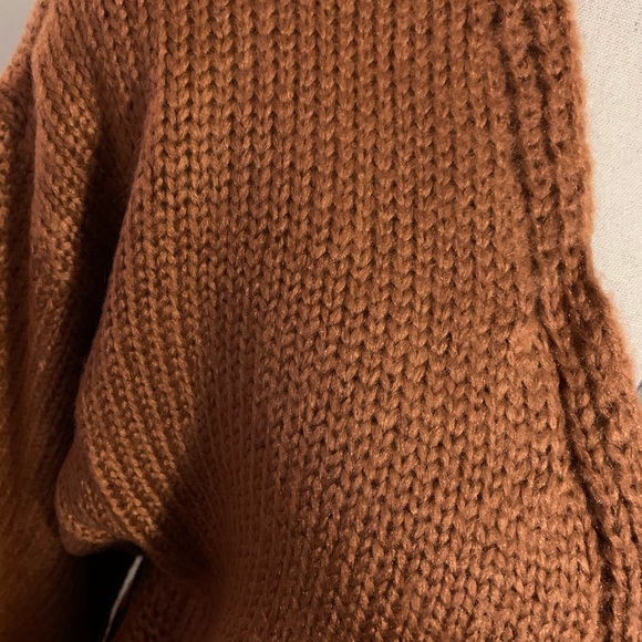❌DONATED❌Carmel Brown Fringe Open Style Sweater Cardigan - Picture 9 of 13
